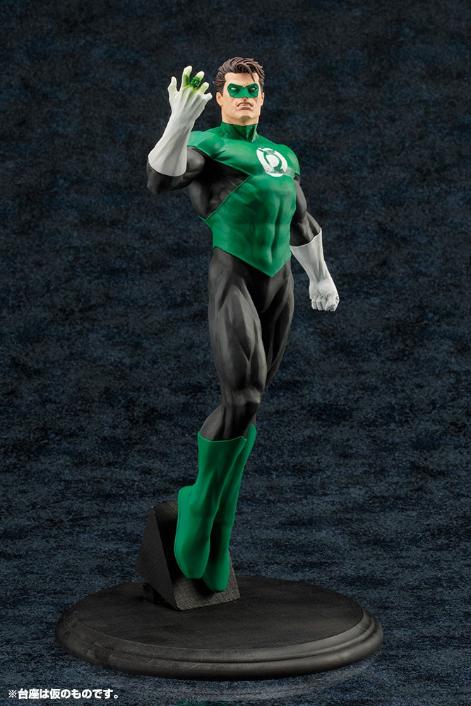 DC Universe Green Lantern ArtFX Statue